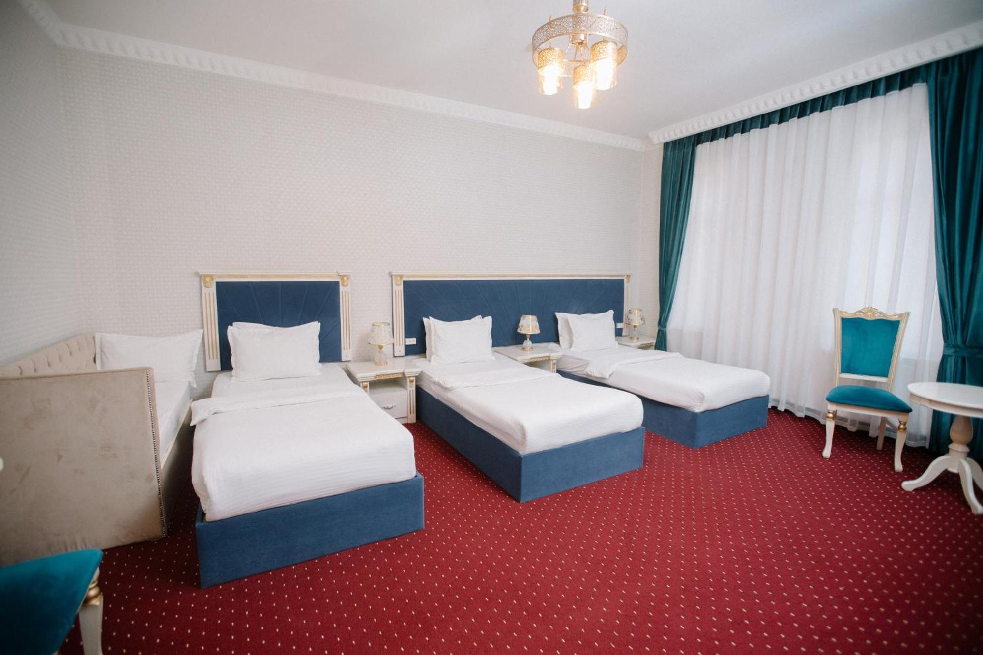 Dendi Plaza Hotel Buchara Buitenkant foto
