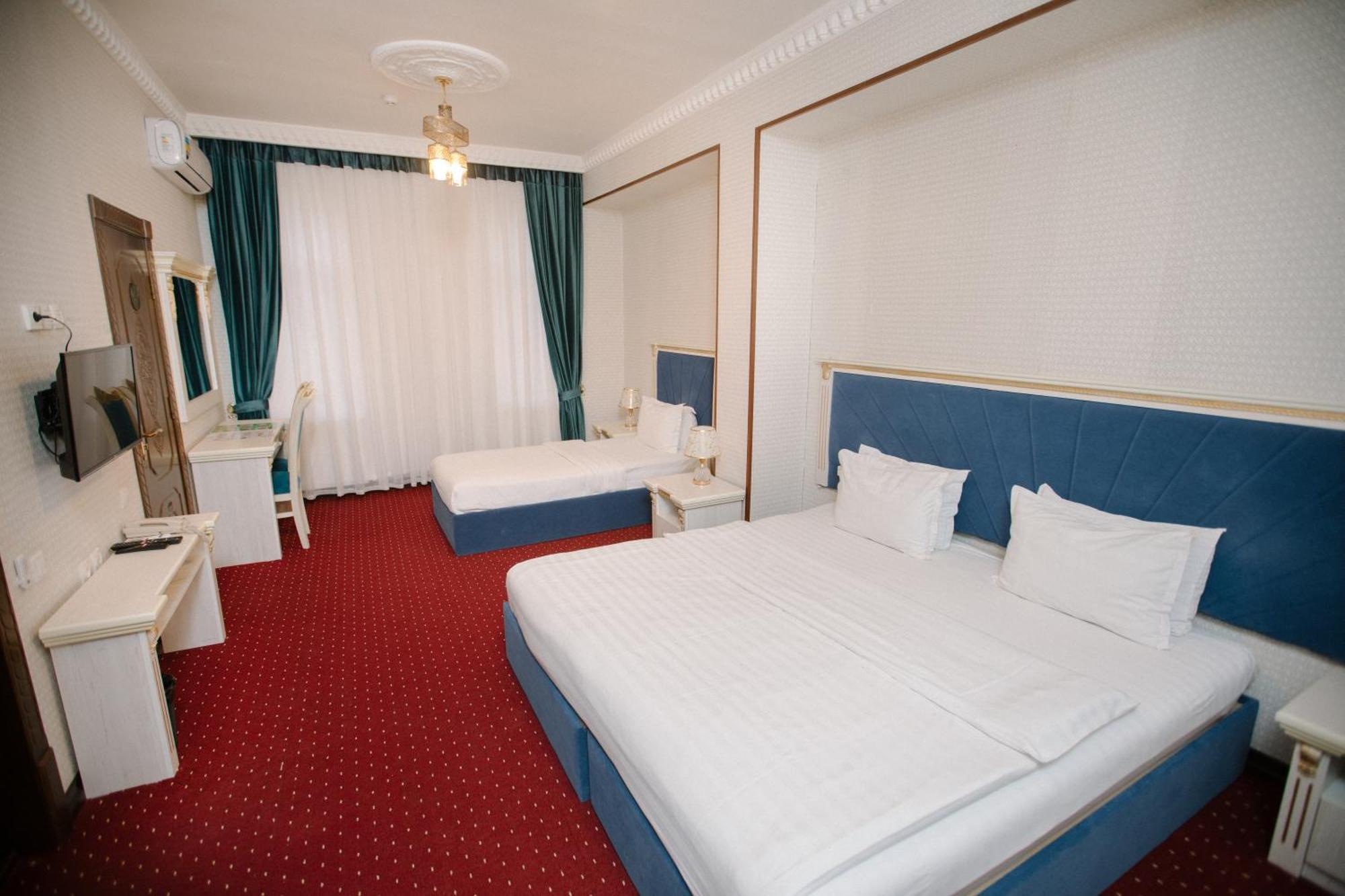 Dendi Plaza Hotel Buchara Buitenkant foto