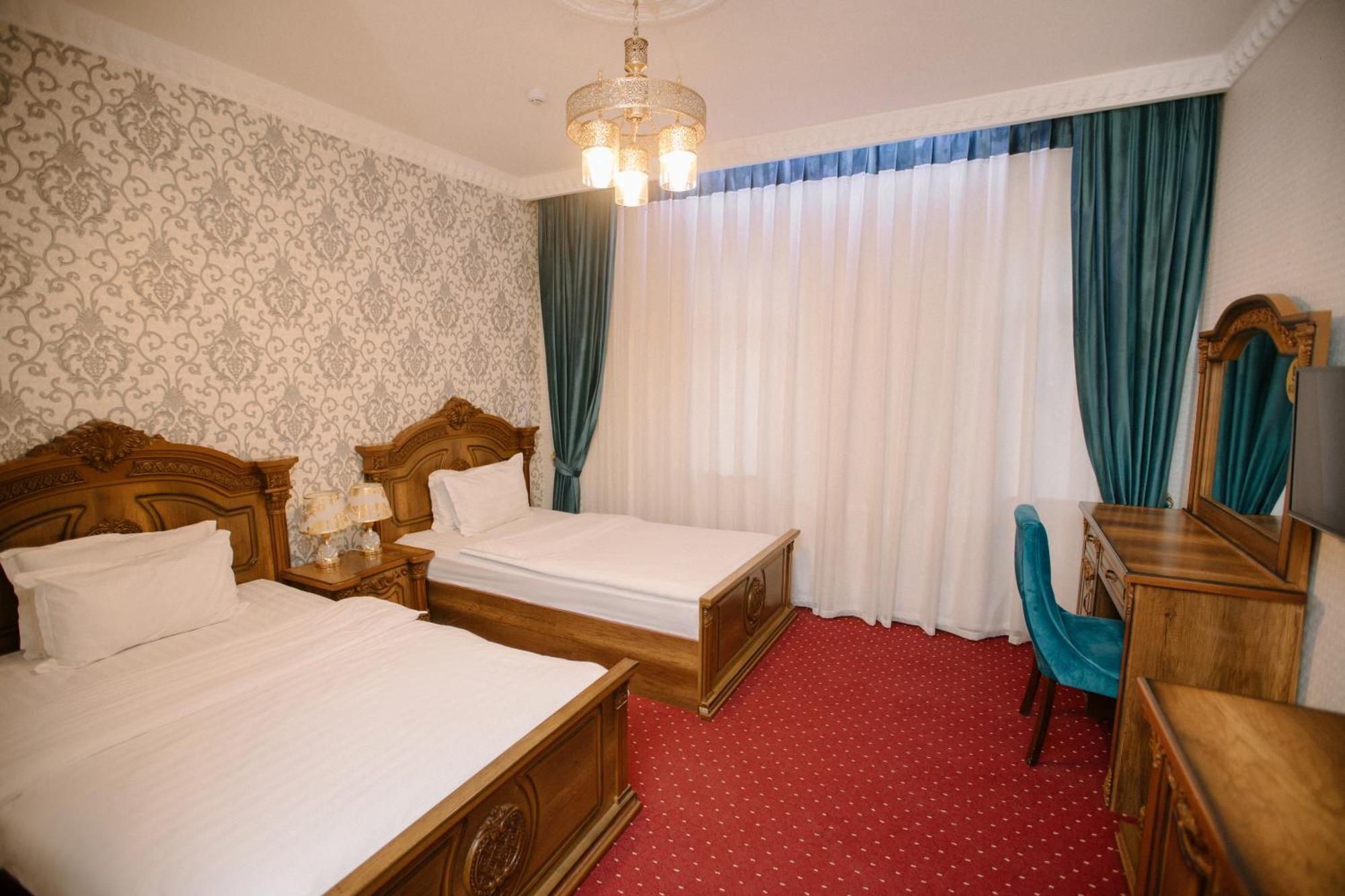 Dendi Plaza Hotel Buchara Buitenkant foto