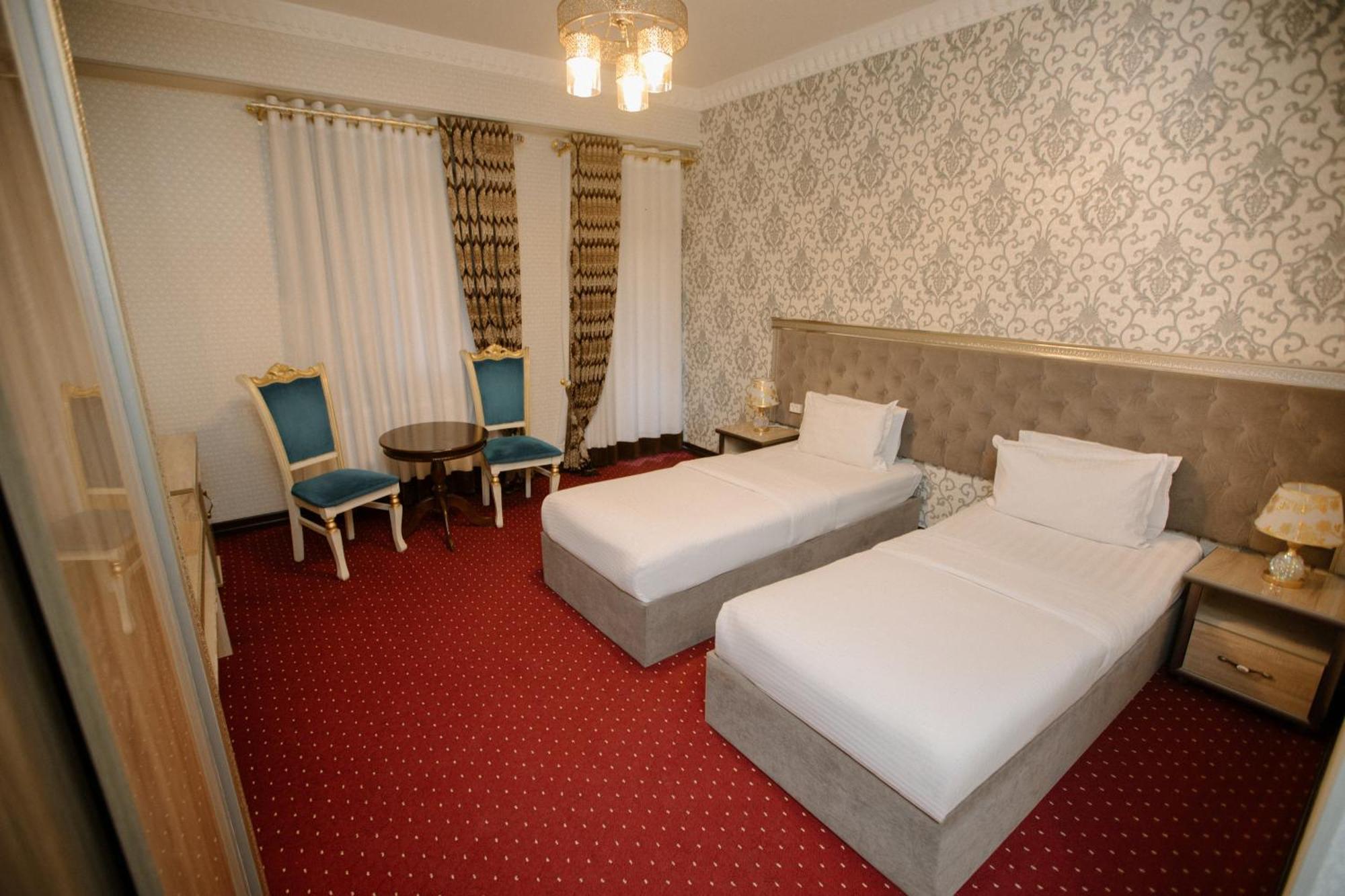 Dendi Plaza Hotel Buchara Buitenkant foto